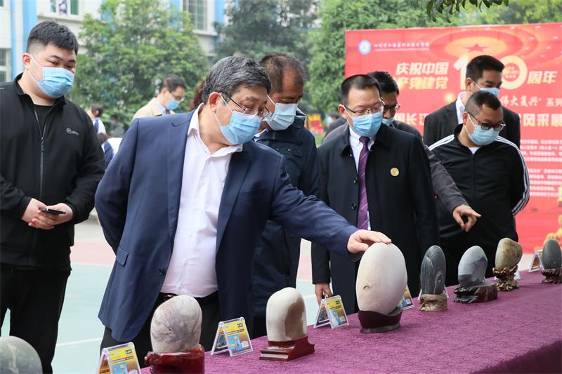 1618796858777258.jpg IMG_1127.JPG