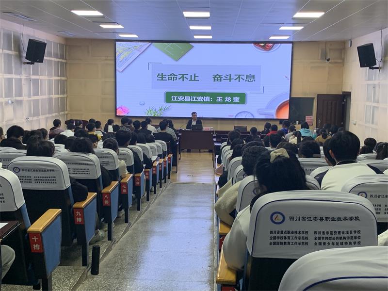 1648713178650431.png C252A5AF4366783FCF0C8438AD425462.png